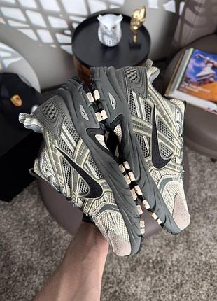 Nike v2k khaki beige 3