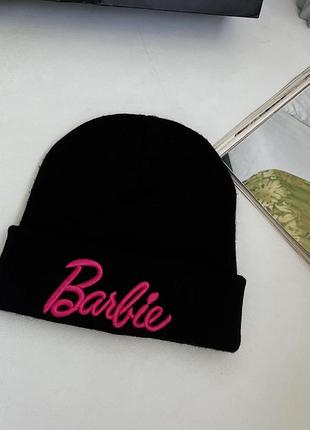 Чёрная шапка на девочку barbie 💕
