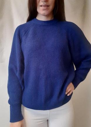 Синий свитер вязаный2 фото