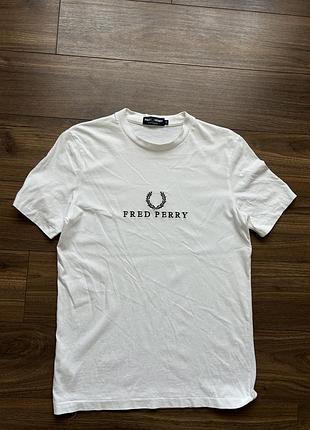 Чоловіча футболка fred perry