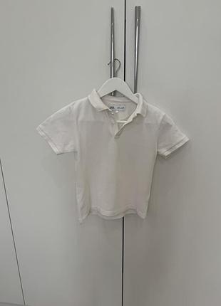 Поло на хлопчика,білого кольору zara