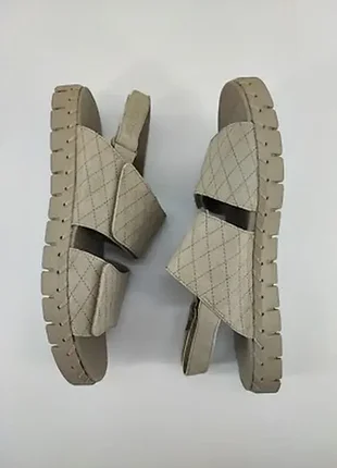 Зручні, якісні босоніжки на липучках muk luks