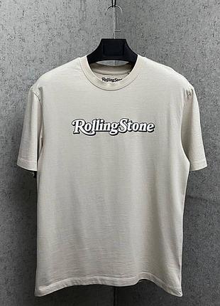 Бежева футболка від бренду rolling stone