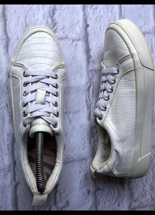 Кеды zara женские белые 38р, 24,5см