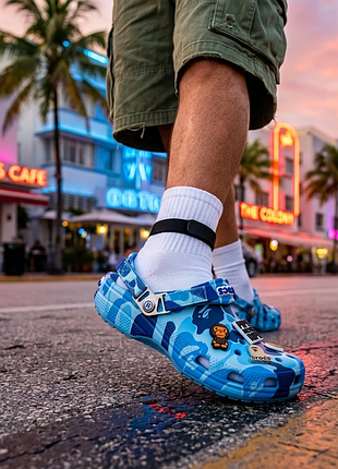 Сабо, капці crocs  clog abc camo писать в лс размер и наличие.