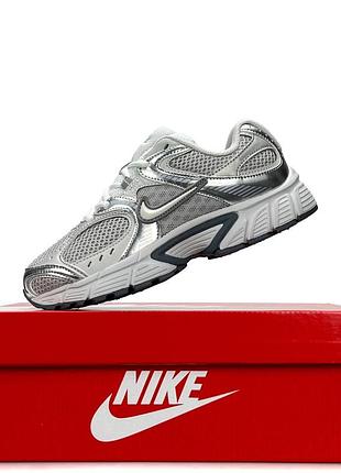 Жіночі кросівки nike v5 rnr  light grey silver