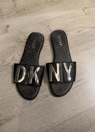 Шльопанці dkny waltz flat sandal 39 розмір