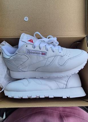 Кроссовки reebok classic 37р 23,5см
