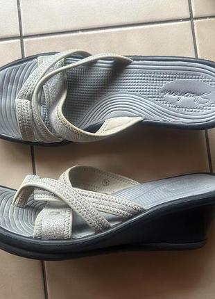 Шлепанцы skechers р40 (26см)