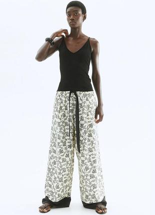 Летние брюки палаццо в цветочный принт от h&amp;m