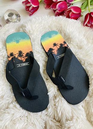 Чоловічі вʼєтнамки o’neill fb imprint pattern