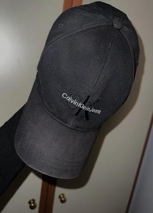 Кепка calvin klein