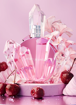 Парфумована вода для жінок з ароматом вишні ariana grande r.e.m. cherry eclipse