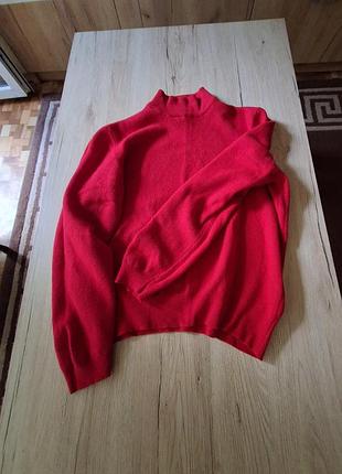 Яскравий светрик benetton