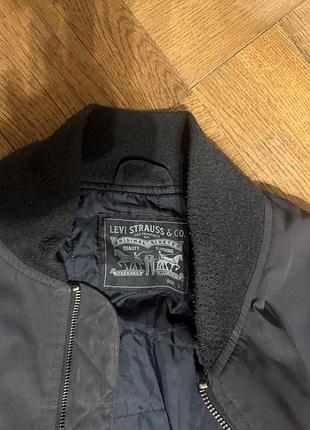 Бомбер levi’s 3