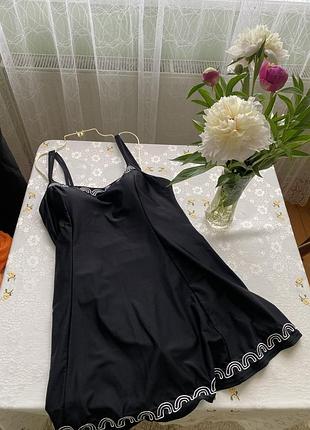 Жіночий купальник великого розміру