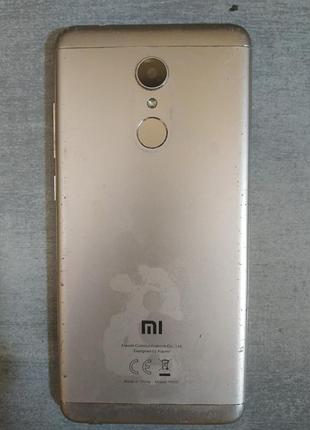 Продам телефон xiaomi redmi 5 2/16 2