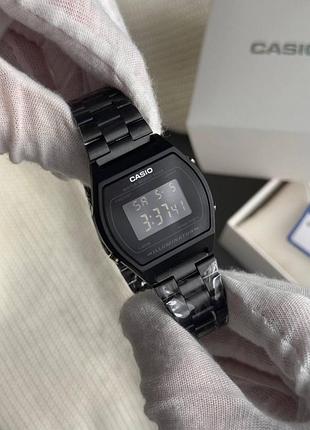Годинник casio