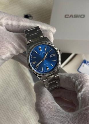 Годинник casio