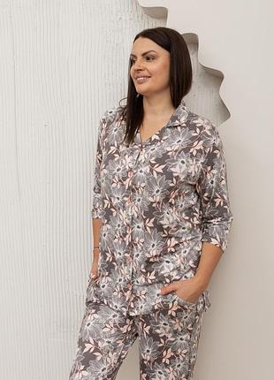 Вискозная женская пижама plus size со штанами и кофтой на пуговицах - цветы 4xl