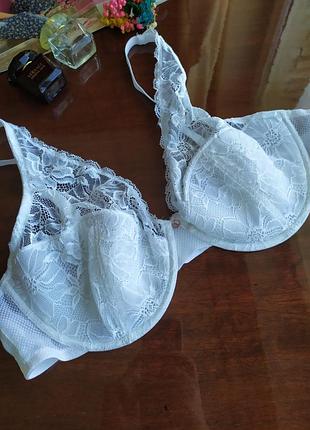 Кружевний бюстгалтер tu, uk 40c, eur 90c