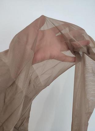 Упаковка колготок wolford miss w 30 leg support с поддерживающим эффектом.