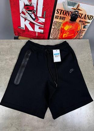 Чоловічі шорти nike tech fleece в чорному кольорі