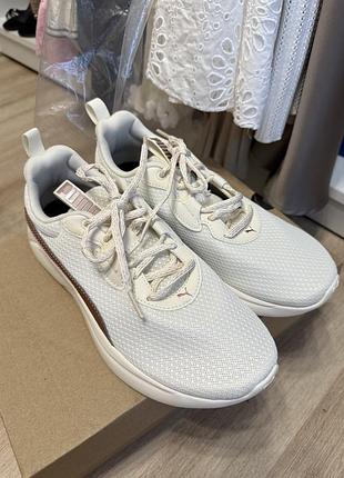 Кросівки puma 38.5 нові