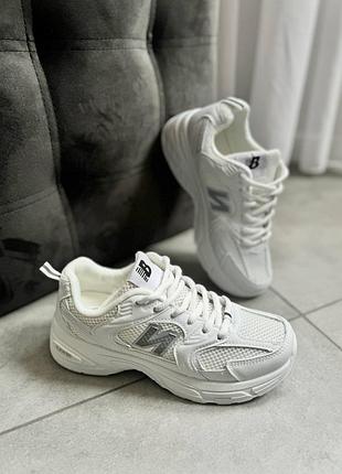Кроссовки женские new balance