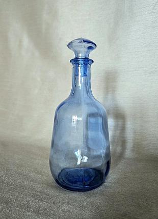 Винтажный стеклянный графин срср 1950-60-ти гг. (синее стекло, 0.5 л)
