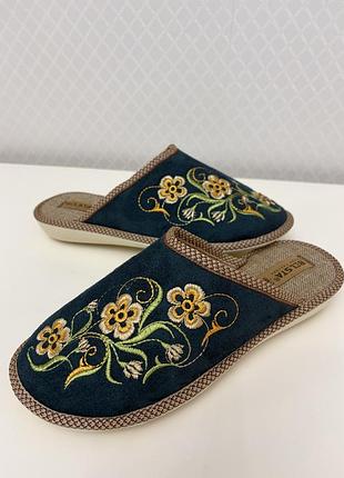 Жіночі тапочки белста.