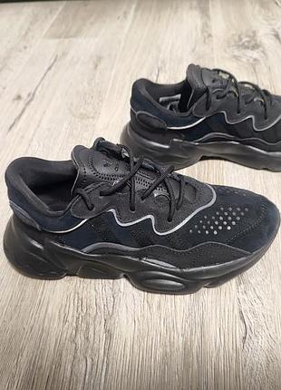 Кросівки adidas ozweego