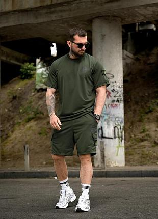 Летний комплект мужской stone island масло! костюм летний футболка + шорты stone island! комплект футболка и шорты стоун айленд! размеры s-3xl!