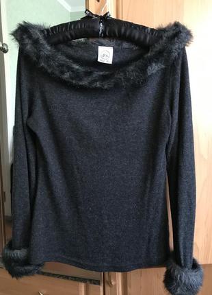 Кофта с искусственным мехом mango