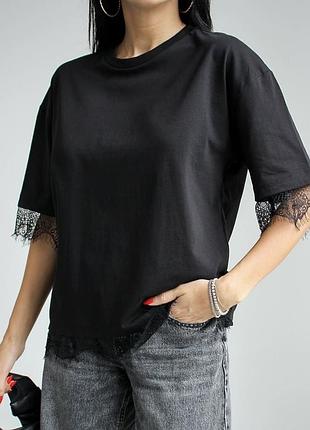 Жіноча однотонна футболка з мереживом crep ( чорний )