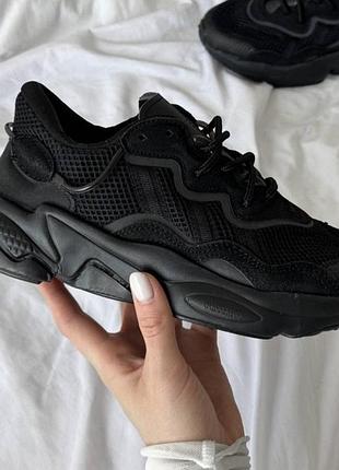 Кроссовки adidas ozweego