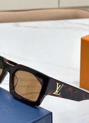 Жіночі сонцезахисні окуляри lv 1910 leo lux