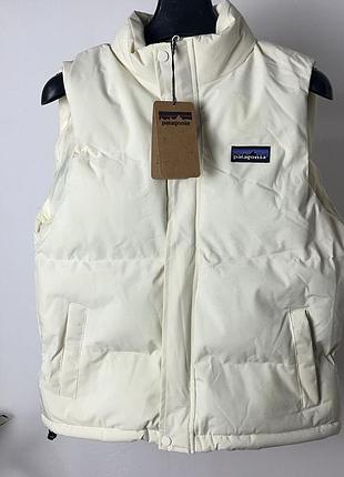 Безрукавка patagonia жилетка бежева патагонія