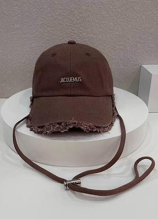 Бейсболка jacquemus кепка жакмю чорна / коричнева коричневий