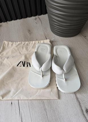 Продам шльопанці zara