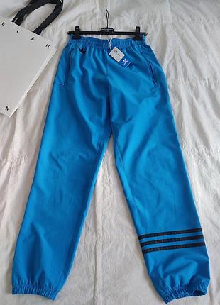 Спортивные штаны adidas