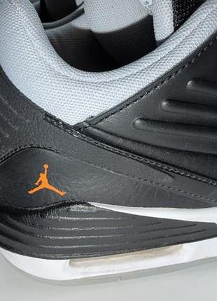 Jordan max aura 5 4