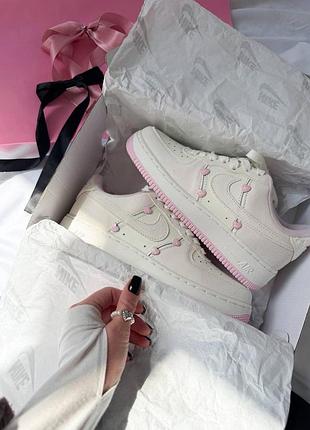 Женские кроссовки найк аир форс стильные повседневные nike air force low valentines day 37 40