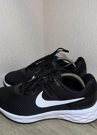 Кросівки nike revolution 6