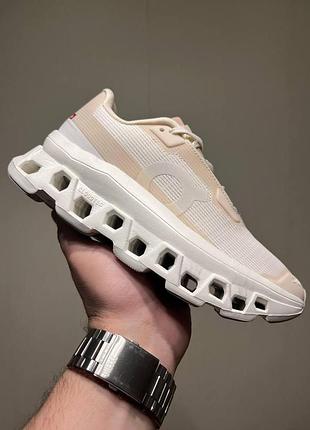 On cloudmonster void beige