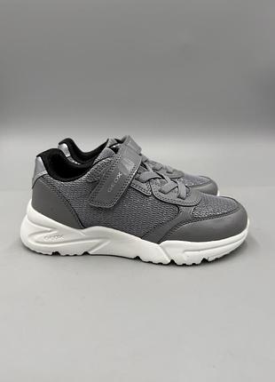 Кросівки geox loftus 32