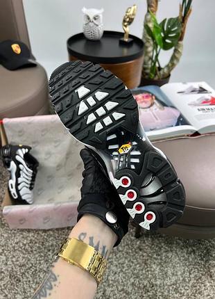 Nike air max plus white black 4
