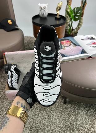 Nike air max plus white black 5