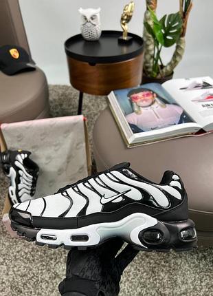 Nike air max plus white black 6