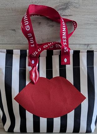 Сумка шоппер lulu guinness большая  с принтом в красную губную помаду